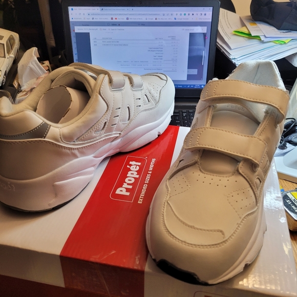 MAN'S SNEAKERS - Picture 7 of 9